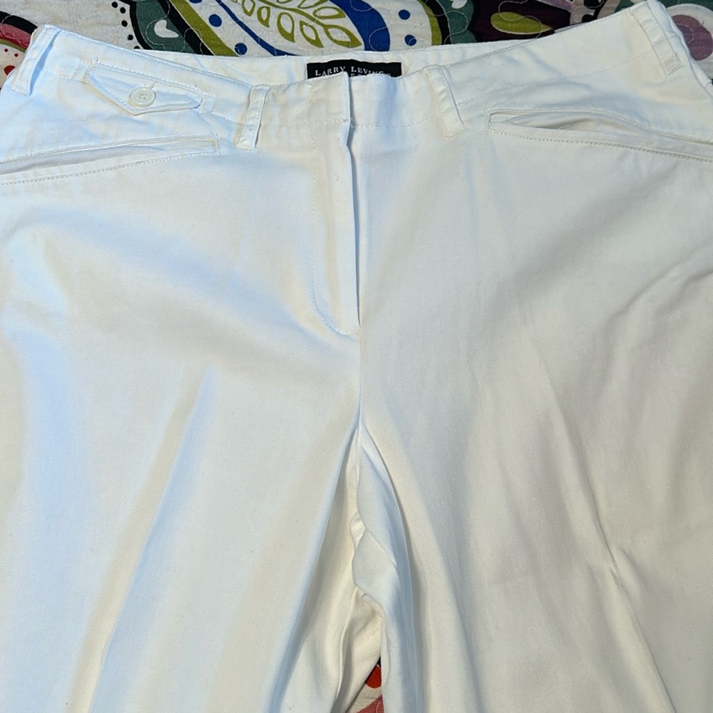 Larry Levine Stretch--- White ankle length pants